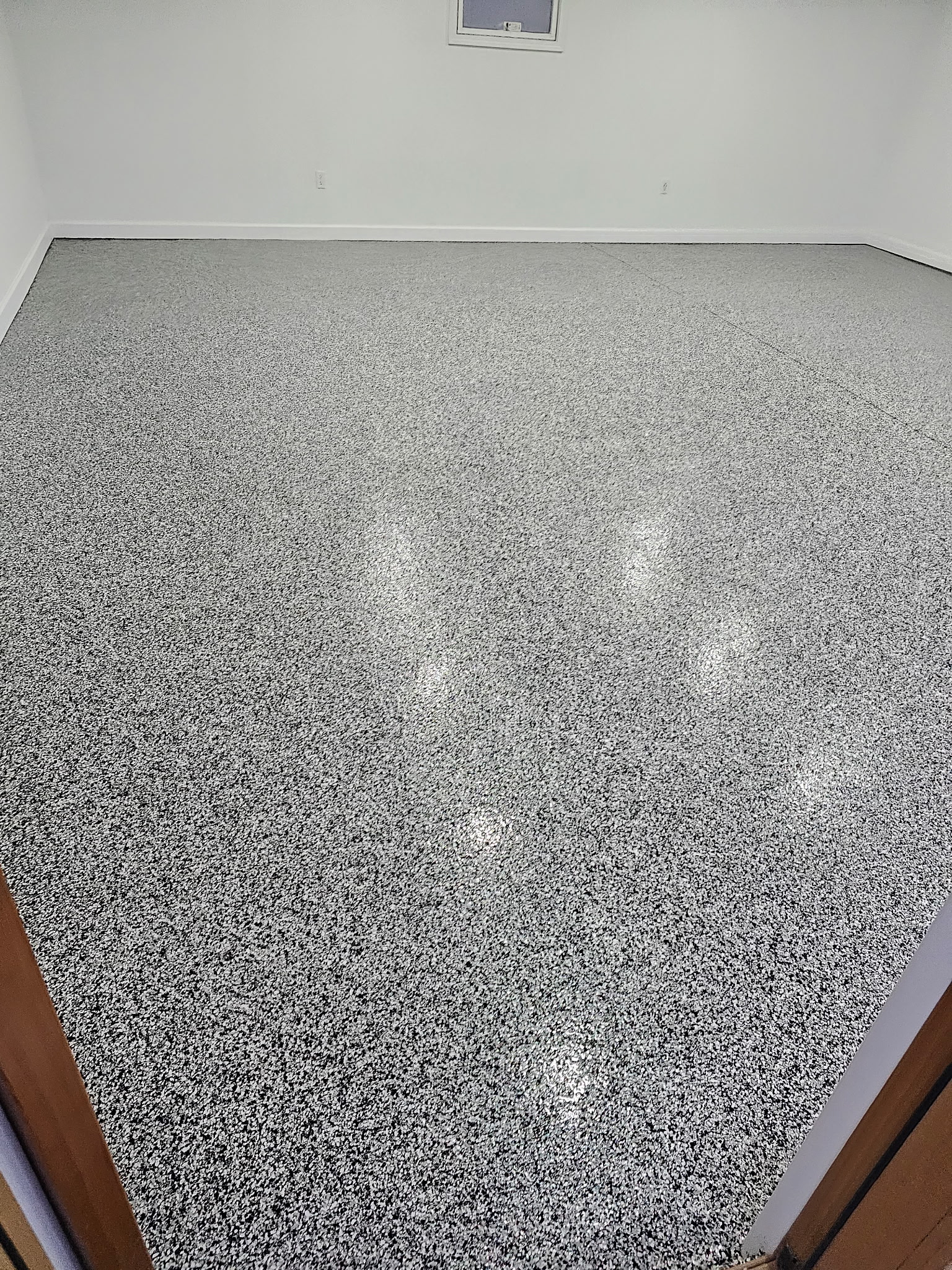 Beautiful epoxy basement floor Delafield WI